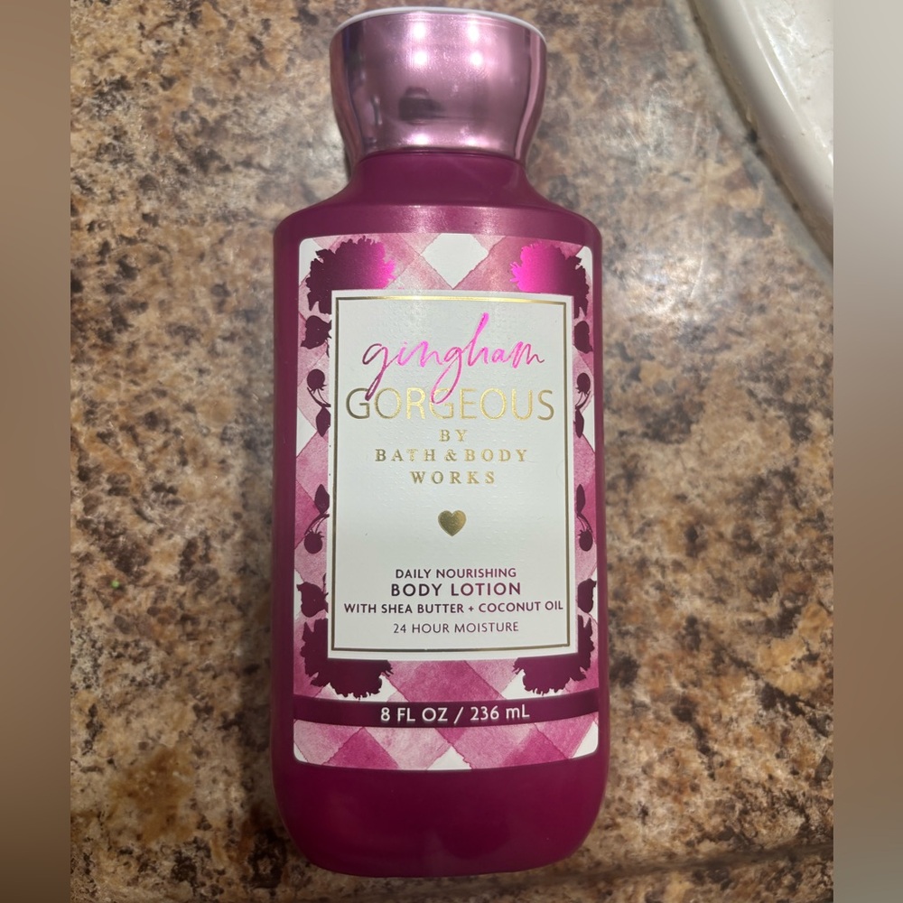 Gingham gorgeous lotion